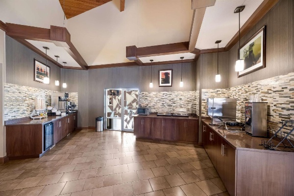 Best Western Plus Cedar City image 7
